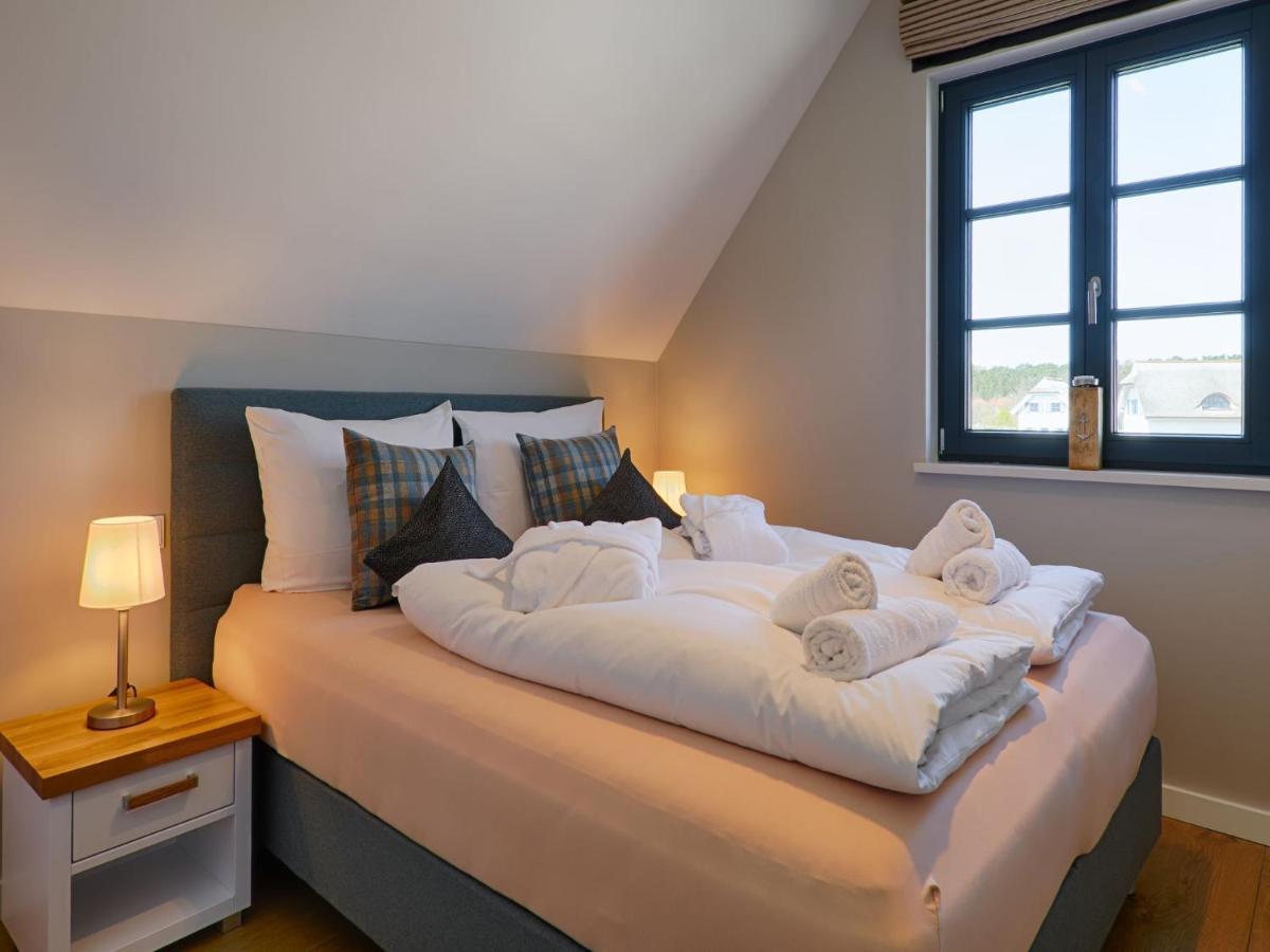 Reetland Am Meer - Premium Reetdachvilla Mit 3 Schlafzimmern, Sauna Und Kamin F23 Dranske Exterior photo